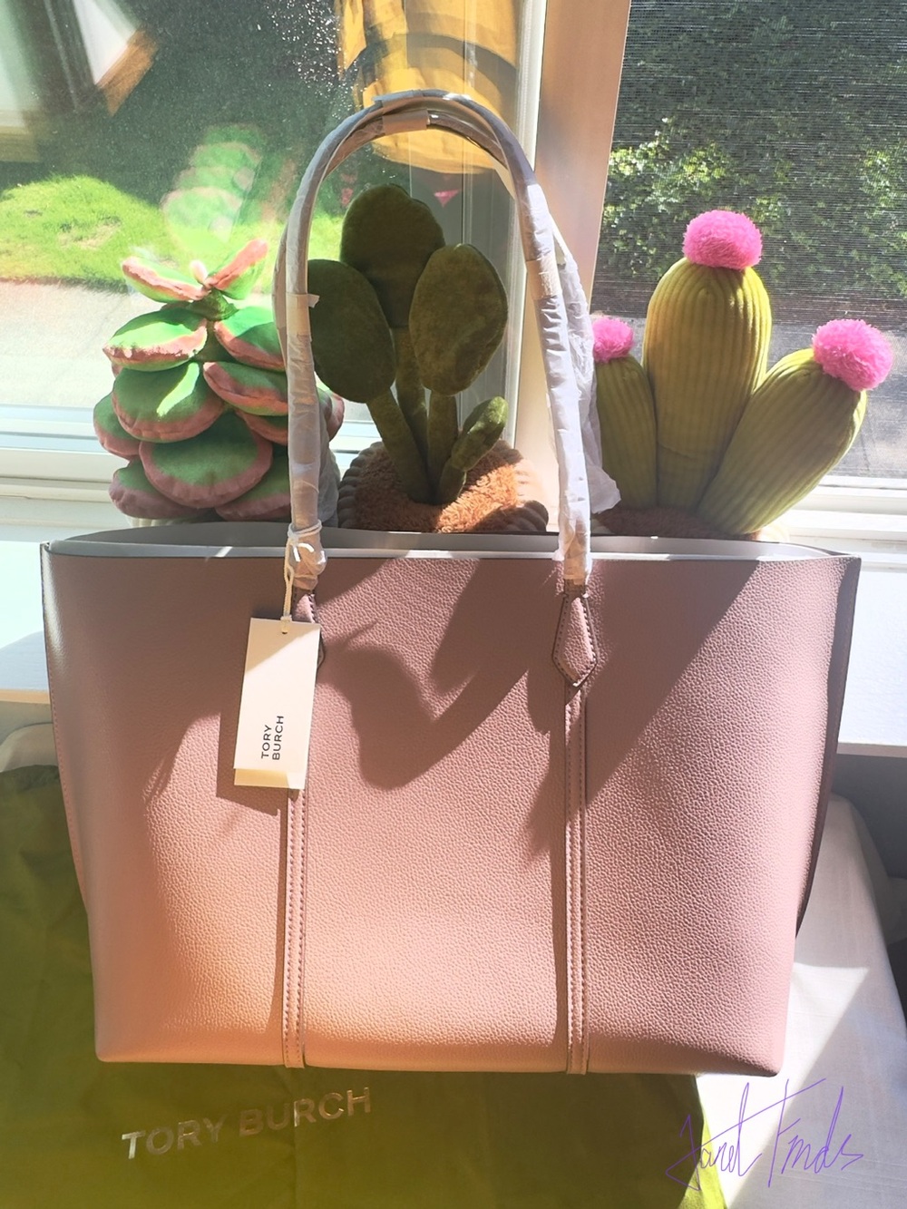 NWT🪻 Tory Burch Perry Tote in Light Mauve | Leather Tote Bag (Fits 13" Laptop) - Picture 4 of 15